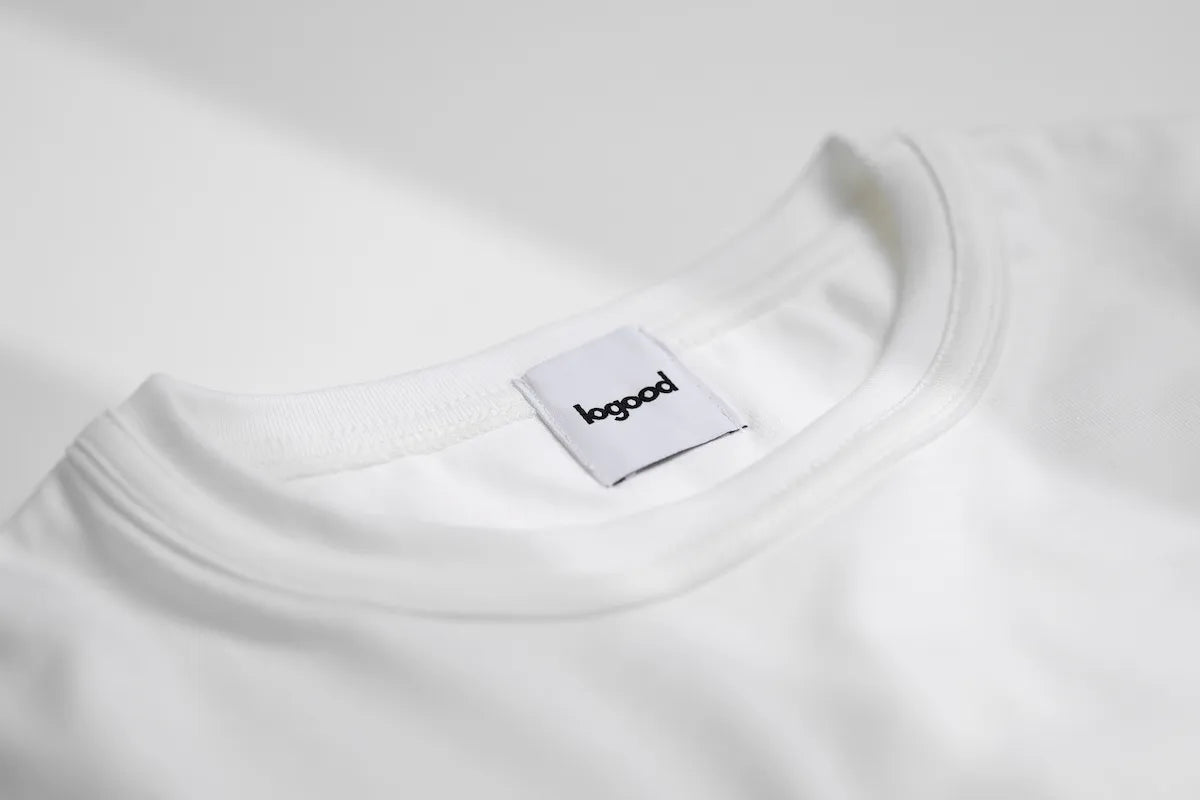 永く着られるTシャツ ブランドタグ